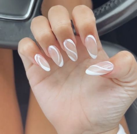 Milky White French, Burberry Nails, Nail Polish Style, Elegant Touch Nails, Boho Nails, Bride Nails, Casual Nails, White Nail Designs, Pretty Nail Art Designs