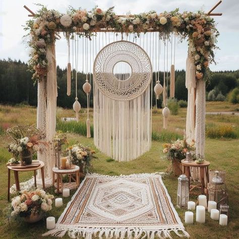 Simple Small Outdoor Wedding, Entrance Arch Wedding, Boho Event Decor, Dream Catcher Wedding Decor, Wedding Decor Romantic, Macrame Wedding Arch, Wedding Arch Ideas, Boho Wedding Backdrop, Boho Tree