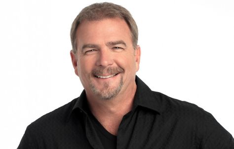 Bill Engvall, Jeff Foxworthy, Man Back, Funny Guys, Senior Humor, Funny Man, American Comedy, Stand Up Comedians, Coast To Coast