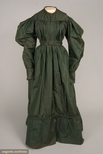 Augusta Auctions, November, 2007 -Tasha Tudor Historic Costume Collection, Lot 22: Bottle Green Silk Faille Dress, Late 1820s 1840 Fashion, Hawaiian Clothes, 1800s Clothing, Regency Dresses, 1820s Fashion, 1830s Fashion, Tasha Tudor, Historical Clothes, Tea Gown