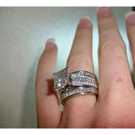 .....just WOWWW!! just beautiful Expensive Wedding Rings, Wedding Rings Princess Cut, Princess Cut Engagement Rings, Princess Cut Rings, Princess Cut Diamond, To Infinity And Beyond, Engagement Ring Cuts, Dream Ring, Fine Rings