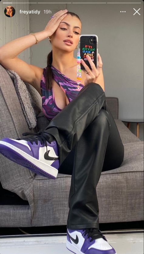 Purple Jordans Outfit, Purple Jordan 1s, Outfits With Purple, Tennis Jordan, Outfits Uni, Twins Fashion, 90s Outfits, Insta Baddie, Jordan Outfit