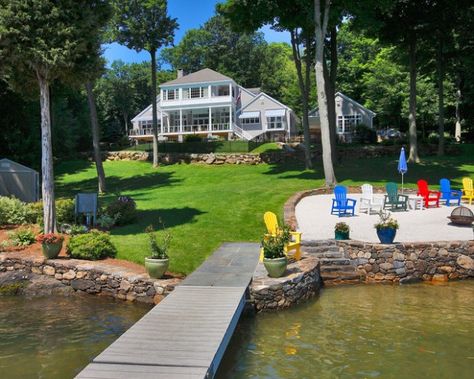 I will have this lake house, please. Lake Landscaping, Houses Exterior, Lake Houses, The Lake House, Lakeside Living, Easy Landscaping, Lake Living, Lake Beach, Dream Cottage