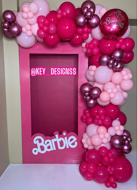 Barbie box Barbie Balloon Arch, Life Size Barbie Box, Life Size Barbie, Barbie Bachelorette, Barbie Party Decorations, Barbie Theme Party, Ideas Cumpleaños, Baby Barbie, Barbie Box