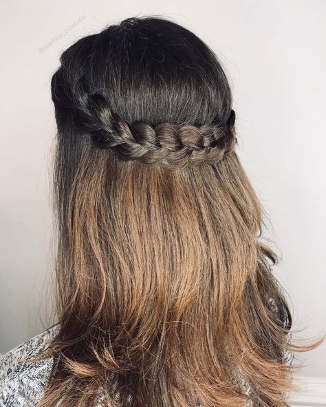 Simple Infinity Braid hairstyle Basic Hairstyles, Girls Hairstyles Easy, Easy Hairstyles For Long Hair, Hairstyles For School, Trendy Hairstyles, Diy Hairstyles, Kids Hairstyles, Hair Trends, Medium Length Hair Styles