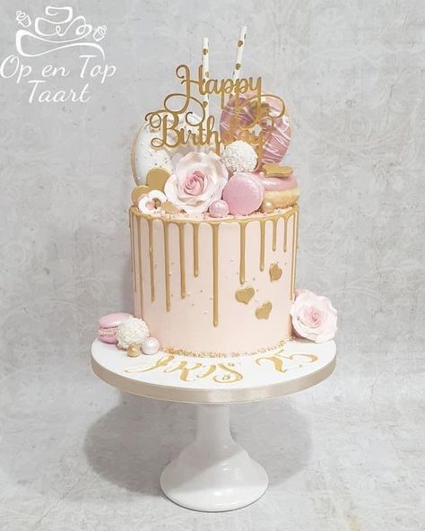 10 Th Birthday Cake For Girl, Cake Designs For 18th Birthday Girl, 18th Bday Cake For Girl, 18th Birthday Cake For Girls Elegant, 16th Birthday Cakes For Girls Ideas, Sweet 16 Birthday Cakes Elegant, Sweet 16 Cakes Pink, Cake 18th Birthday Girl, Cake For 18th Birthday Girl