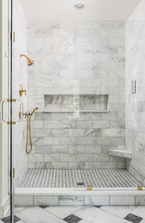 Belle Meade - Traditional - Bathroom - Nashville - by Oxford Shepard Collective | Houzz Traditional Small Bathroom Ideas, Traditional Small Bathrooms, Traditional Bathroom Tile, Bath Redo, Primary Bath, Primary Bathroom, Edwardian House, White Bath, Upstairs Bathrooms