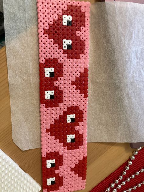 Hammer Beads Patterns, Hama Beads Bookmarks, Hama Beads Patterns Bookmarks, Pearled Bead Bookmarks, Perler Bead Bookmarks Ideas, Perler Bead Book Mark Patterns, Iron Beads Bookmark, Aesthetic Peeler Bead Ideas, Perler Bead Door Hanger Pattern