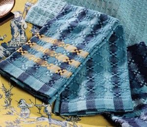 Free Huck Lace Weaving Patterns | Handwoven Huck Lace Weaving, Lace Weaving, Huck Embroidery, Swedish Weaving Patterns, Lace Projects, Swedish Embroidery, Towel Weaving, Willow Weaving, Lace Weave