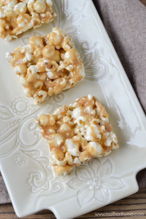 Salted Caramel Popcorn Bars | Mother Thyme Popcorn Ball, Popcorn Popping, Mother Thyme, Salted Caramel Recipes, Salted Caramel Popcorn, Popcorn Treats, Popcorn Snacks, Salty Treats, Popcorn Bar