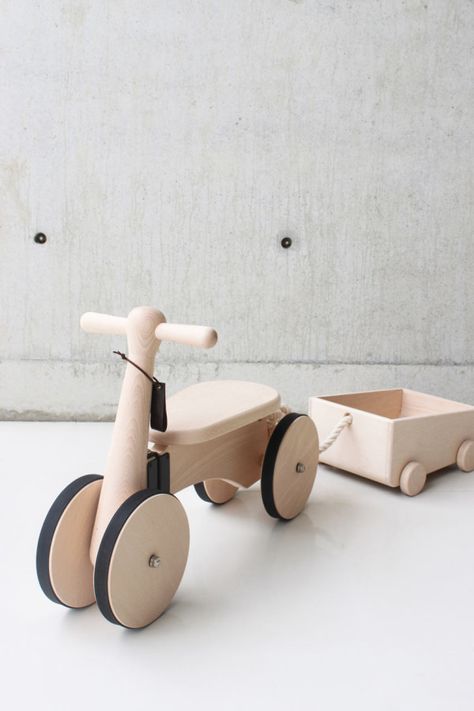 The beautiful kids bike is from Taiwanese design company Rüskasa                                                                                                                                                                                 More Toy Gift Guide, Wooden Bike, Kids Wooden Toys, Nyc Subway, Kid Toys, Kids Bike, Design Milk, Wood Toys, Tricycle