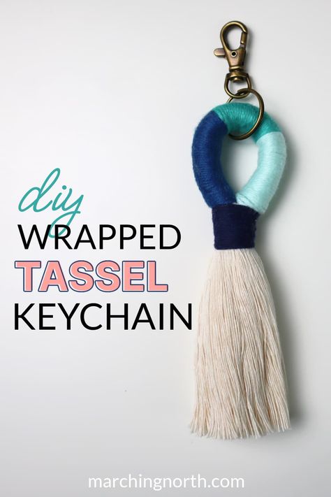 Making A Tassel Diy Tutorial, Tassels Diy Tutorials, Tassel Keychain Diy, Boho Tassel Keychain, Eyeglass Jewelry, Boho Yarn, Plant Hanger Macrame, Home Decor Apartment, Pattern Home Decor