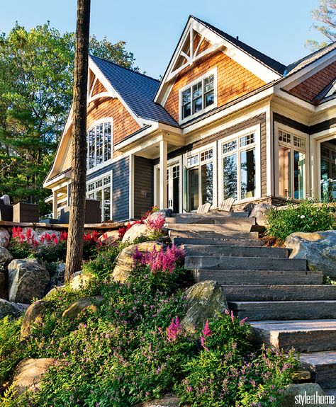 Muskoka Cottage, Lake Houses Exterior, Eclectic Cottage, Stone Steps, Country Chic Cottage, Cottage Exterior, Country Casual, Romantic Cottage, Dream Cottage