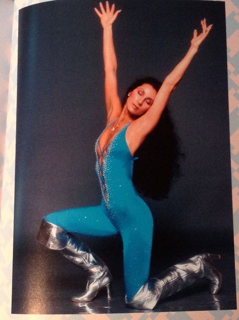 Cher in a Bob Mackie turquoise Spandex/Lycra bodysuit from Vintage Fashion by Ottilie Godrey pg. 109 Cher Art Print, Plus Size Cher Costume, Cher Bob Mackie, Cher 70s, Cher Fashion, Cher Looks, Cher Costume, Cher Show, 70s Mode