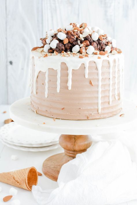 Ice Cream Frosting, White Chocolate Drip, Rocky Road Cake, Road Cake, Rocky Road Ice Cream, Dark Chocolate Cake, Chocolate Drip Cake, Dark Chocolate Cakes, Chocolate Drip