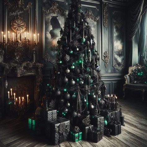 Dark Green And Black Christmas Tree, Dark Nutcracker Aesthetic, Slytherin Christmas Tree, Dark Academia Christmas Tree, Black And Green Christmas Tree, Dark Green Christmas Aesthetic, Goth Christmas Aesthetic, Black And Green Christmas Decor, Black Green Christmas