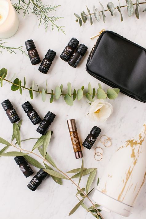 On day 11 we're gifting 11 OF YOU the gift of wellness from Saje Wellness!! This includes an Aroma Om Gold Marble diffuser, a Signature Selection Diffuser Blend Collection & a Pocket Farmacy Clutch! Total value of this giveaway is over 3k CAD!! Saje Wellness, Love It Or List It, Jillian Harris, Christmas Giveaways, Zen Decor, Diffuser Blend, Gold Marble, Diffuser Blends, Branding Photos