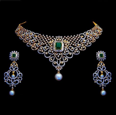 Diamond Necklaces / Chokers - Diamond Jewelry Diamond Necklaces / Chokers (NK0316ER2399) at USD 13,031.37 Diamond Choker Indian, Diamond Necklace Indian, Beautiful Diamond Necklace, Necklace Tattoo, Bold Women, Bridal Diamond Necklace, Unique Statement Necklace, Diamond Circle Pendant, Choker Necklace Designs