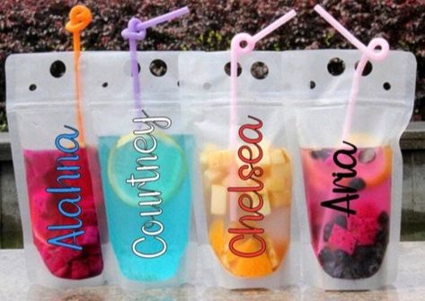 Adult Drink Pouches, Custom Plastic Cups, Bachelorette Party Drinks, Bachelorette Drink, Drink Pouches, Drink Bag, Pool Party Favors, Girl Spa Party, Party Favors For Adults