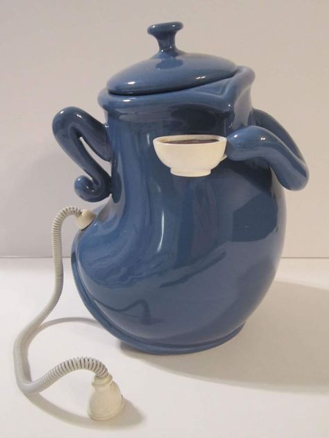 Funky Teapots, Tea Tips, Novelty Teapots, Teapots Unique, Outdoor Patios, Tea Kettles, Unique Tea, Clay Teapots, Coffee Pots