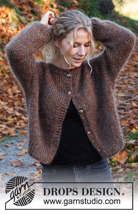 Woodland Sparkle / DROPS 226-1 - Free knitting patterns by DROPS Design Cardigan Patterns Knitting, Plus-koon Muoti, Ladies Cardigan Knitting Patterns, Knitting Patterns Free Sweater, Knit Cardigan Pattern, Sparkle Sweater, Drops Patterns, Knitting Patterns Free Cardigans, Cardigan Pattern