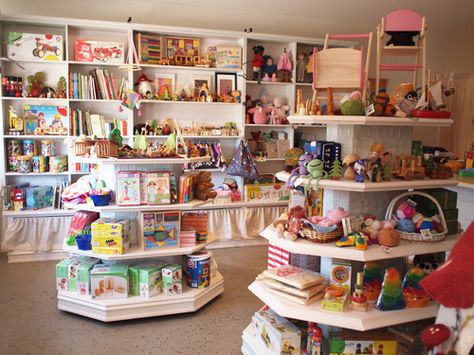 Toy Shop Display Ideas, Toy Store Design Ideas, Toy Store Display Ideas, Toy Shop Ideas, Toys Store Design, Toy Store Ideas, Toy Store Interior Design, Gift Store Design, Toys Shop Design