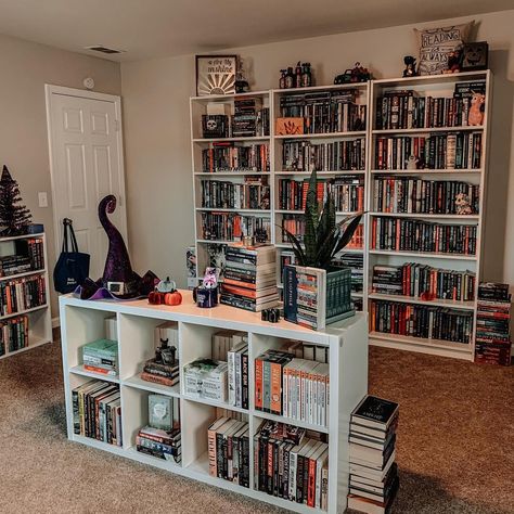 Book Nerd Room Aesthetic, Book Reading Room, House Libraries, Dream House Library, Almost Monday, At Home Library, Bookshelves Aesthetic, Reading Room Decor, Bookshelf Aesthetic