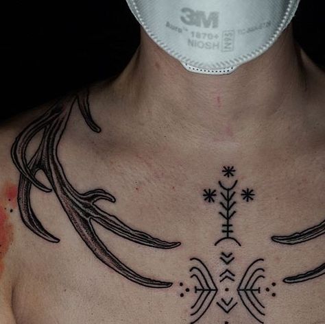 H I R A L U P E on Instagram: "Deer Skull & symbols (front and back) for Sage! Shoulder tattoo by @laurabochet_tattoo Done at @secretfiretattoo #deerskulltattoo #blackwork #chesttattoo #tattooartist" Antlers Chest Tattoo, Skull Chest Tattoo, Antlers Tattoo, Tattoo Deer, Deer Skull Tattoo, Dear Antlers, Collar Tattoo, Antler Tattoo, Deer Skull Tattoos