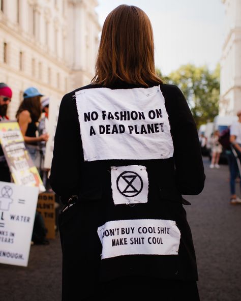 Climate and social justice activists are pushing the clothing industry to take better care of people and the planet. 

Read Activists Want Fashion to Change on The Cleanest Line. Fashion Terms, Fashion Revolution, Vegan Fashion, Mara Hoffman, Moda Vintage, New Fashion Trends, Ethical Fashion, Global Fashion, Fast Fashion