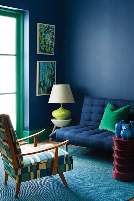 Whoever said blue and green should never be seen had clearly not clicked through our gallery, where these two ocean-inspired hues are combined to great effect. Take a colour… Teal Blue Green Color Palette, Blues Palette, Sofas Vintage, Blue Lounge, Green Inspiration, Nate Berkus, Blue Rooms, Blue Interior, A Living Room