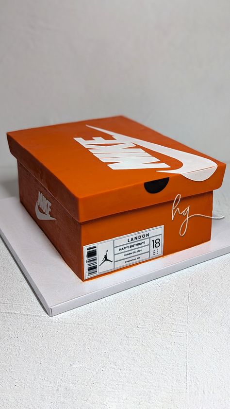 A cake that looks like a Nike Shoe Box. Nike Shoe Box Cake, Nike Cake, Nike Shoe Box, Shoe Box Cake, Swiss Buttercream, Nike Box, Luxury Cake, Modern Cakes, Edible Paper