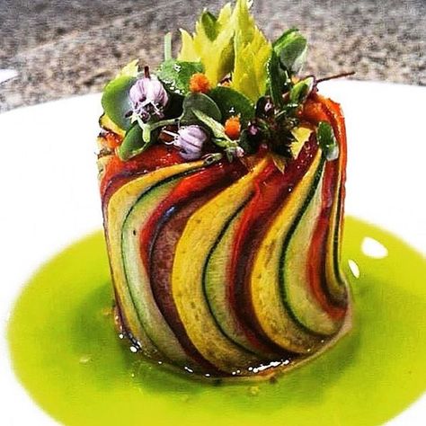 @chefsofinstagram on Instagram: “Ratatouille. ✅ By - @chef.guzman ✅  #ChefsOfInstagram” Molecular Gastronomy, Culinary Arts, Food Presentation, Food Plating, Beautiful Food, Finger Food, May 17, Creative Food, Pretty Food