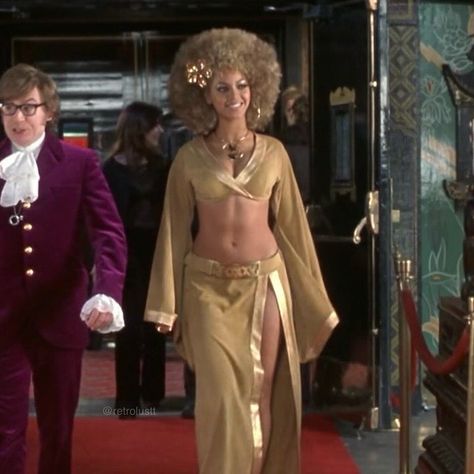 Foxxy’s outfits in Austin Powers in Goldmember. Which outfit’s your fav? • Austin Powers in Goldmember M ‧ 2002 ‧ 1h 38m • #austinpowers #movie #movies #2000s #00s #outfit #outfits #beyonce #thankyoubeyonce Do you like Foxxy’s wardrobe? Goldmember Austin Powers, Movies 2000s, Austin Powers Goldmember, 70’s Disco, Austin Powers, Movie Costumes, Oc Ideas, Aliens, Beyonce