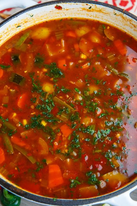 Mexican Vegetable Soup Vegetable Taco Soup, Spicy Vegetable Soup, Mexican Vegetable Soup, Mexican Cuisine Recipes, Fancy Meals, Mexican Vegetables, Mexican Soup Recipes, Vegetarian Soups, Closet Cooking