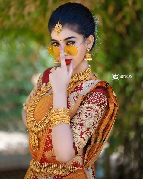 One Gram Gold Jewellery, Indian Bride Poses, Indian Bride Photography Poses, Indian Wedding Poses, Bride Photos Poses, Bridal Photography Poses, Indian Bridal Photos, Indian Wedding Couple Photography, Bride Photography Poses