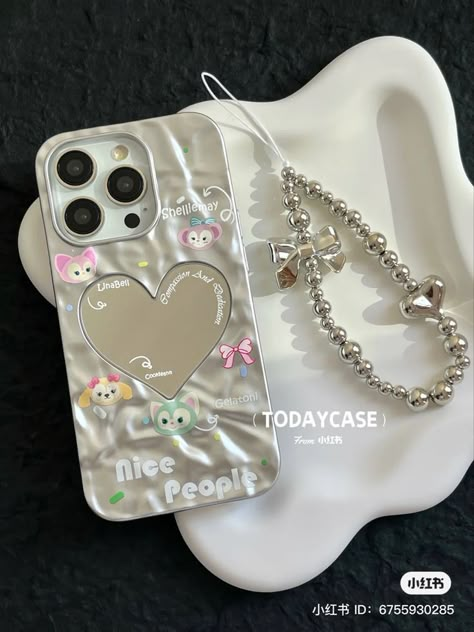 Photo Iphone Case, Girly Style Outfits, Bling Phone Cases, Fun Wallpaper, Strap Phone, Girly Phone Cases, Handbag Essentials, Pretty Iphone Cases, Pretty Phone Cases