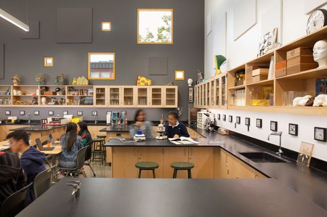 Gallery of Piedmont Hills High School Science and Life Skills Complex / LPA - 4 High School Lab Room, High School Science Room, Future Classroom Design, Classrooms High School, School Science Lab, Moscow House, Makerspace Design, Dream Art Room, School Floor Plan