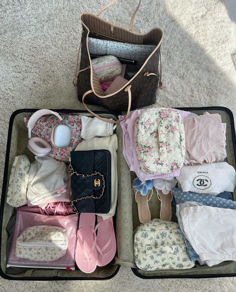 Anna Astrup | in awe Packed Suitcase, Anna Astrup, Road Trip Kit, Suitcase Packing Tips, Pack With Me, Travel Chic, Travel Bag Essentials, Pink Travel, Suitcase Travel