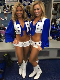 Pro Cheerleader Heaven: NFC Wild Card Cheerleader Preview: Detroit Lions v. Dallas Cowboys Cowboy Cheerleaders, Dallas Cheerleaders, Cowboys Cheerleaders, Cheerleading Squad, How Bout Them Cowboys, Cute Cheerleaders, Football Cheerleaders, Cheerleader Girl, Dallas Cowboy