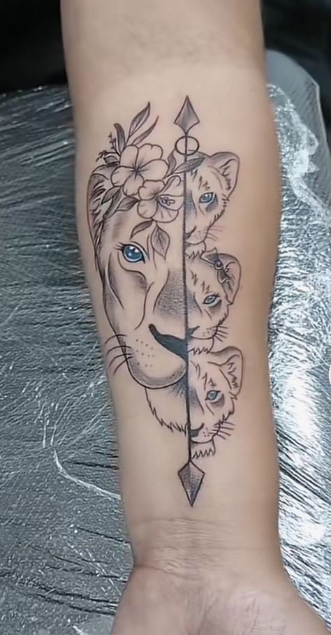 Family Tattoo For Moms, Female Lion With Cubs Tattoo, Lion And Cubs Tattoo For Women, 2 Sons Tattoo For Mom, Lion With Cubs Tattoo, Rawr Tattoo, Wolf Mom Tattoo, Couples Wolf Tattoos, Leona Tattoo