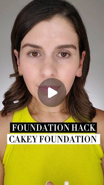 Smooth Foundation Application, Makeup Tips For Textured Skin, Kate Makeup, Mua Makeup, Foundation Routine, Foundation Application, Foundation Tips, Best Primer, Natural Glowing Skin