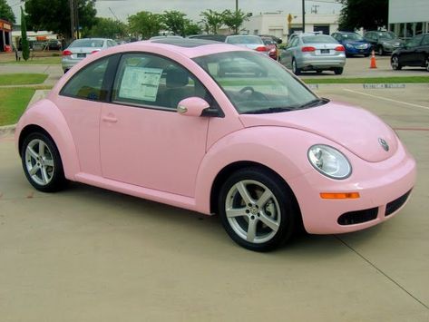 Pink Volkswagen, Pink Volkswagen Beetle, Pink Beetle, Van Volkswagen, Volkswagen Cars, Bug Car, Iconic Models, Volkswagen New Beetle, Volkswagen Bug