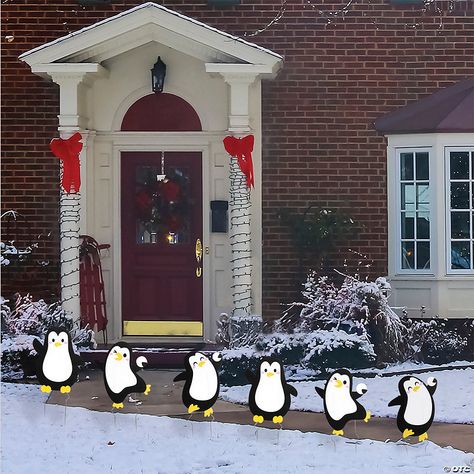 When planning your winter outdoor decorations, there’s a good chance that staffing your yard with silly penguins has crossed your mind. Opt for these ... Winter Outdoor Decorations, Penguin Christmas Decorations, Christmas Parade Floats, Diy Yard Decor, Creative Christmas Crafts, Sidewalk Signs, Amazing Christmas Trees, Penguin Theme, Penguin Birthday