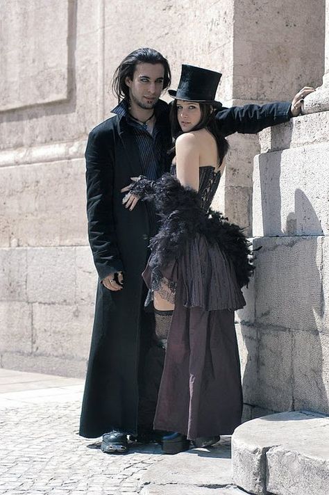 arkzenkiel Goth Couples, Gothic Couple, Goth Men, Gothic People, Dark Vampire, Goth Love, Gothic Pictures, Vampire Werewolf, Gothic Images