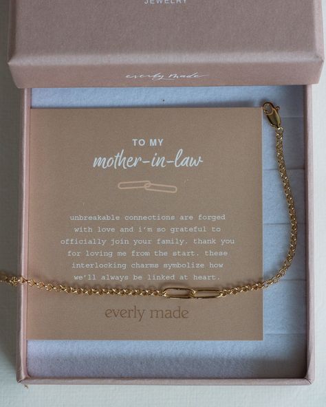 Save 10%, purchase 2+ items with code: LINKED10 Save 15%, purchase 4+ items with code: LINKED15 Save 20%, purchase 6+ items with code: LINKED20 MOTHER-IN-LAW GIFT * MOTHER-IN-LAW BRACELET unbreakable connections are forged with love and i'm so grateful to officially join your family. thank you for loving me from the start. these interlocking charms symbolize how we'll always be linked at heart. each bracelet sold separately. the perfect gift for mother in law! choose 2, 3 or 4 links to represent Mother Of Bride Gift From Groom, Mother Of Groom Gifts From Bride, Mother Of The Bride Bracelet, Mother In Law Gifts Wedding, Gift For Mother In Law On Wedding Day, Gifts For Mother In Law On Wedding Day, Christmas Gift Mother In Law, Sister Of The Bride Gift, Mother Of The Bride And Groom Gifts