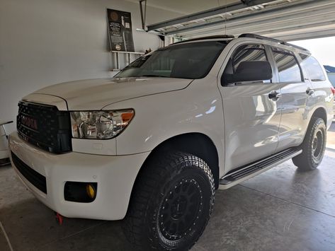 New owner here and I need some advice. I want to lift my Sequoia. | Toyota Tundra Forum Toyota Sequoia Off Road, Toyota Sequioa, Toyota Sequoia, Toyota Trucks, Gas Mileage, Toyota Tundra, Lift Kits, My Dream, Good Day