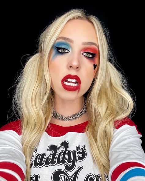 Harley Quinn Make Up Looks, Harley Quinn Birds Of Prey Makeup, Kids Harley Quinn Makeup, Harley Quinn Makeup Kids, Simple Harley Quinn Makeup, Harley Quinn Makeup Looks, Harley Quinn Clown Makeup, Harley Quinn Hair Ideas, Harly Quinn Makeup Looks