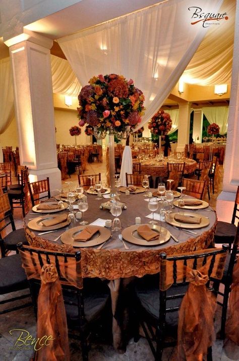 Brown Wedding Decor, Brown Wedding Themes, Orange Wedding Themes, Wedding Theme Color Schemes, Orange Wedding Colors, Fall Wedding Color Schemes, Rusting Wedding, Burnt Orange Weddings, Dream Wedding Decorations