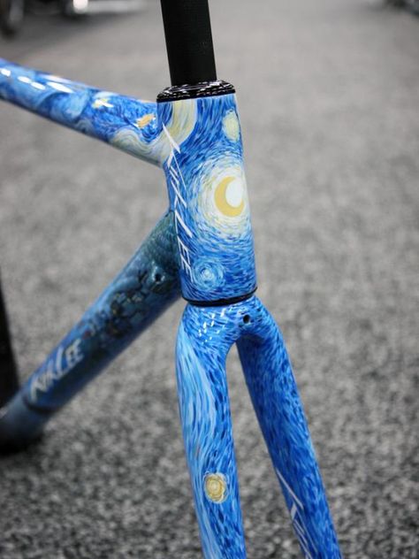 KirkLee's "Starry Night" bike Bicycle Paint Job, Bike Swag, Paint Bike, Motorcycle Sunglasses, Biking Diy, Bicycle Decor, Bicycle Painting, Cycling Design, Night Biking