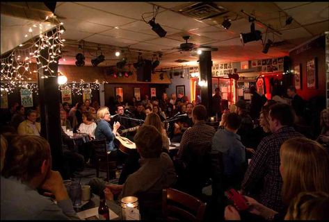 The Bluebird Cafe Bluebird Cafe Nashville, Christmas Romcom, Broadway Street, South Usa, Jazz Cafe, Container Bar, Open Mic Night, Nashville Music, Travel Vibes